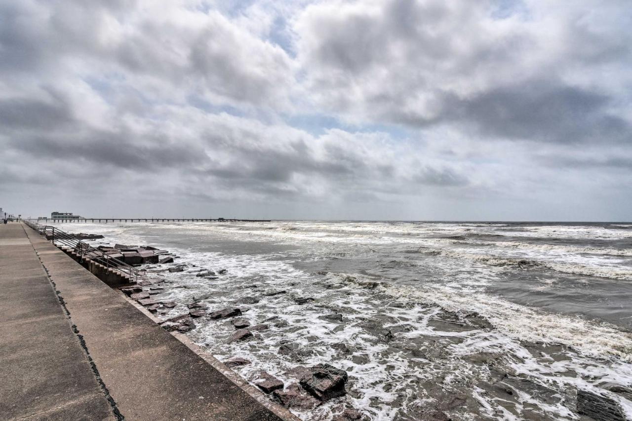 Galveston Condo With Pool Access Walk To Beach! エクステリア 写真